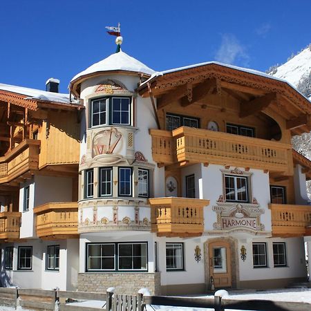 Ferienschloessl Harmonie Hotel Holzgau Luaran gambar