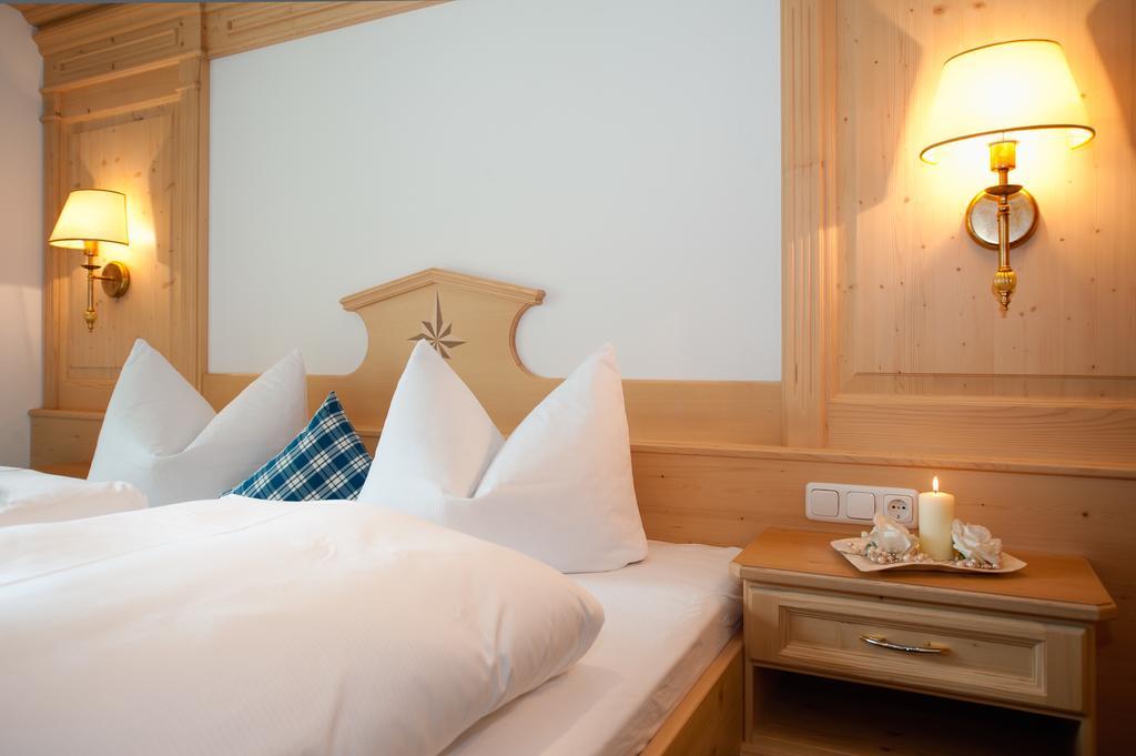 Ferienschloessl Harmonie Hotel Holzgau Luaran gambar