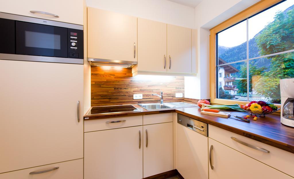 Ferienschloessl Harmonie Hotel Holzgau Luaran gambar