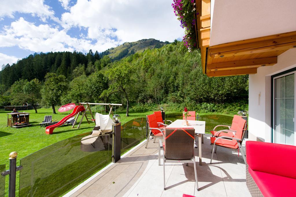 Ferienschloessl Harmonie Hotel Holzgau Luaran gambar