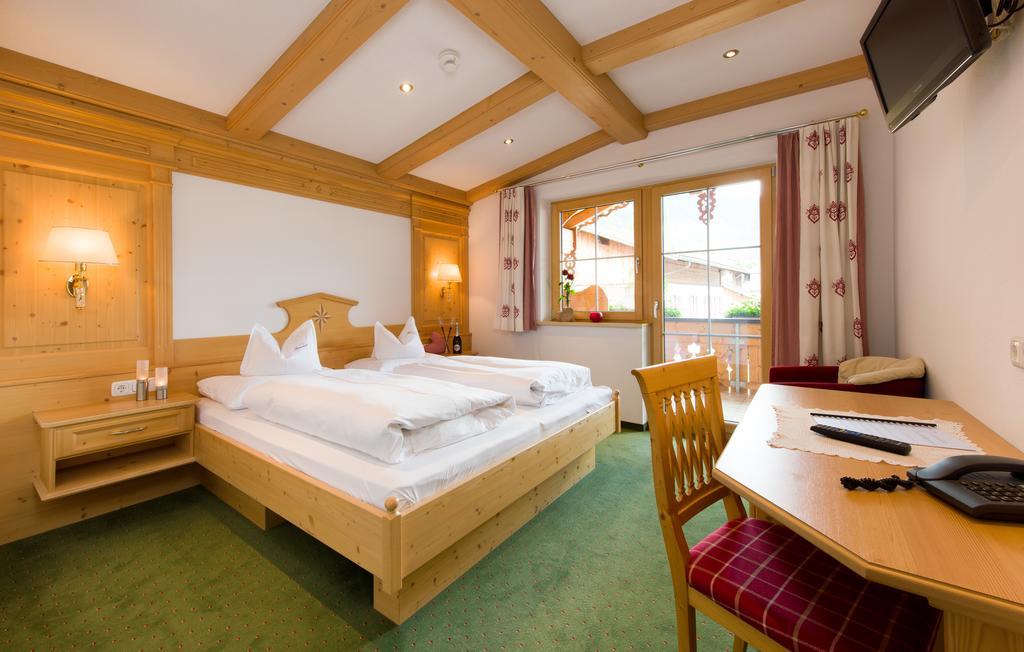 Ferienschloessl Harmonie Hotel Holzgau Luaran gambar
